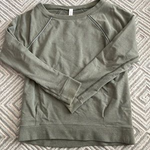 NEW Lululemon Sweatshirt Size 4